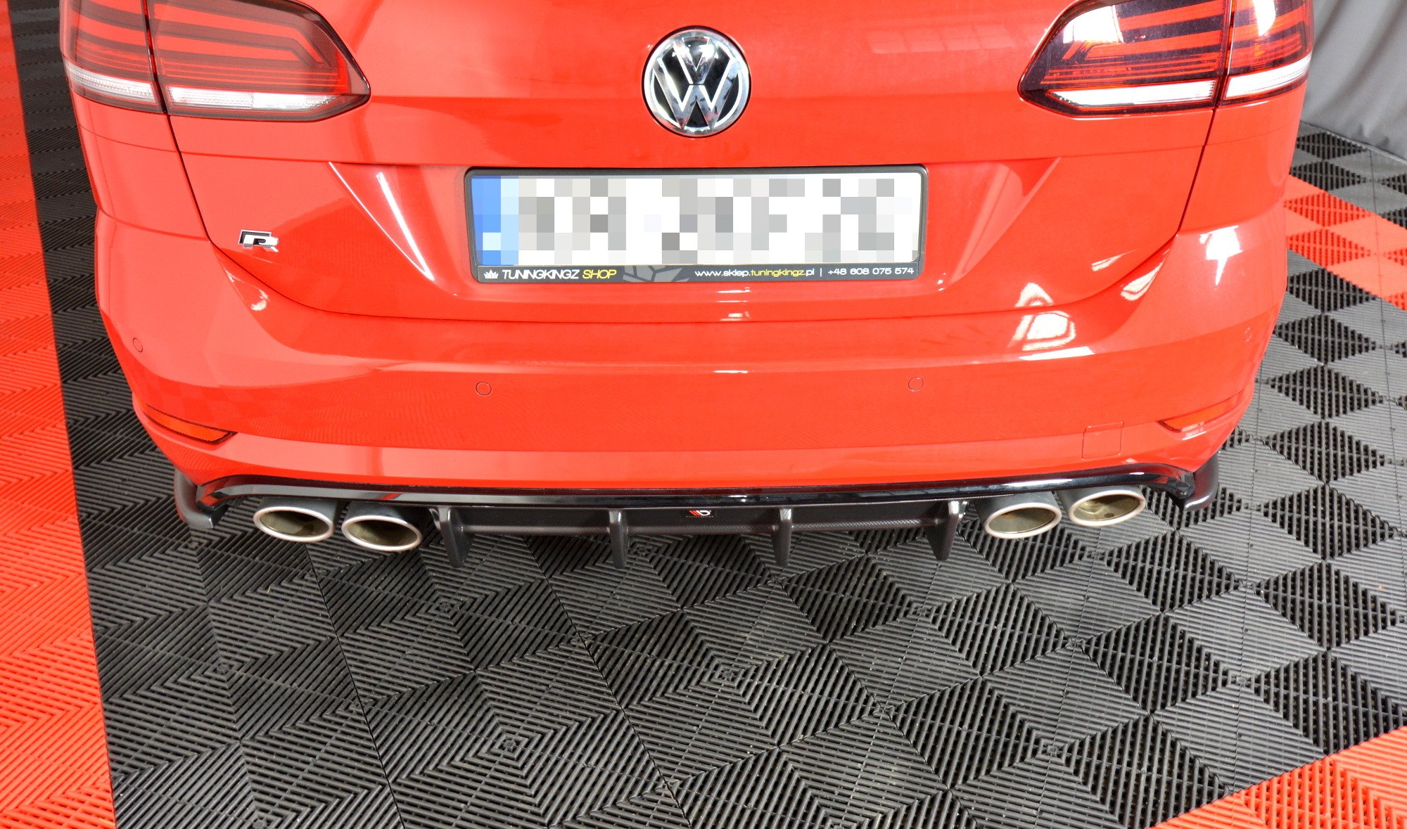 Maxton Design Diffusor Heck Ansatz für VW GOLF 7 R VARIANT FACELIFT  schwarz Hochglanz